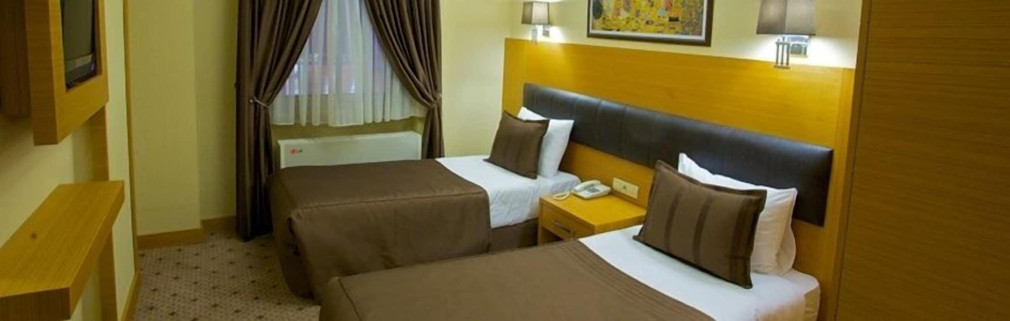 איסטמבול Mirilayon Hotel - Old Town מראה חיצוני תמונה