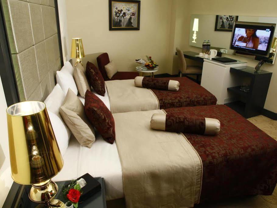 איסטמבול Mirilayon Hotel - Old Town מראה חיצוני תמונה